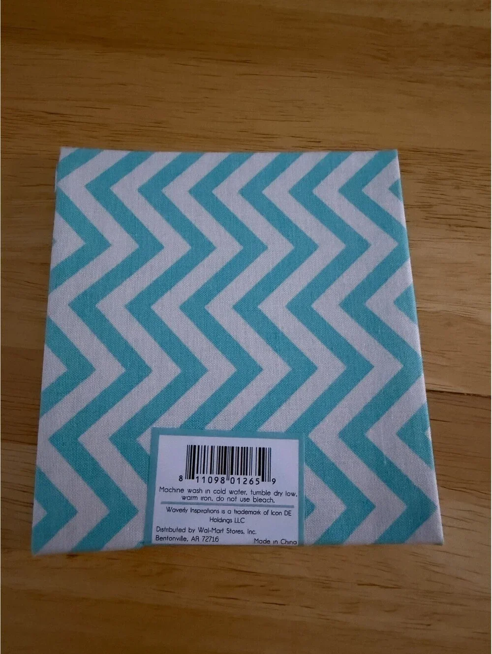 Waverly Inspirations Aqua ZigZag Chevron Fat Quarter 18 in x 21in Fabric